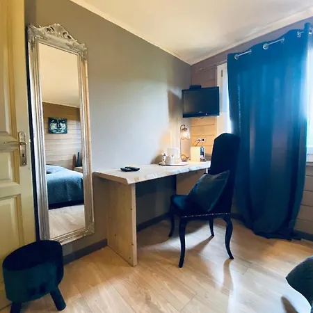 Le D'etienne Hotel