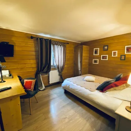 מלון Le D'etienne *