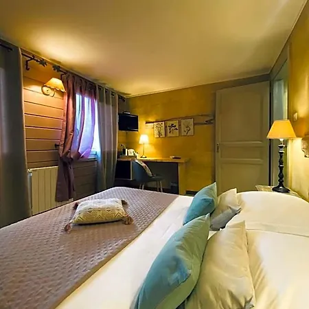 Hotel Le D'etienne *
