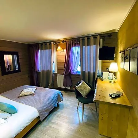 Hotel Le D'etienne *