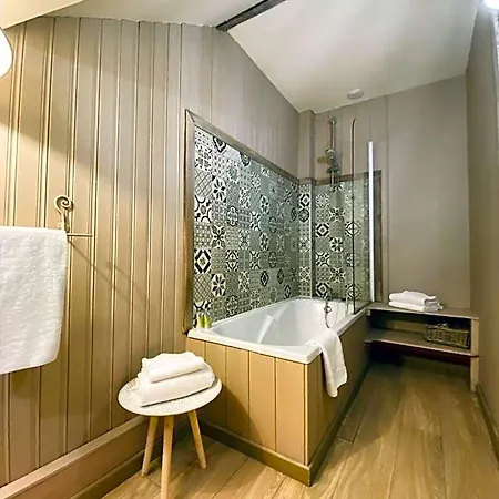 Le D'etienne Hotel