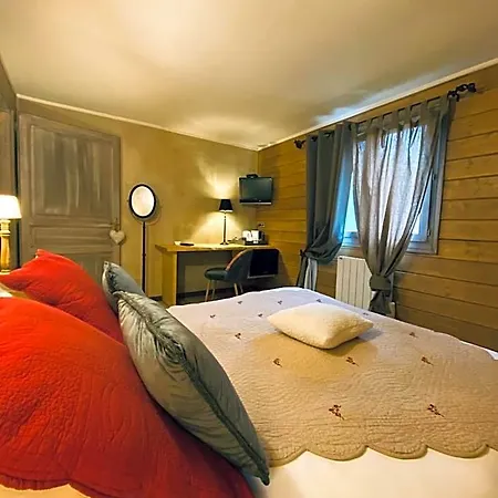Le D'etienne Hotel