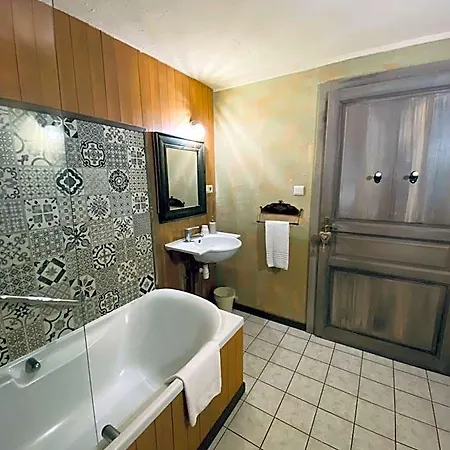 Hotel Le D'etienne *
