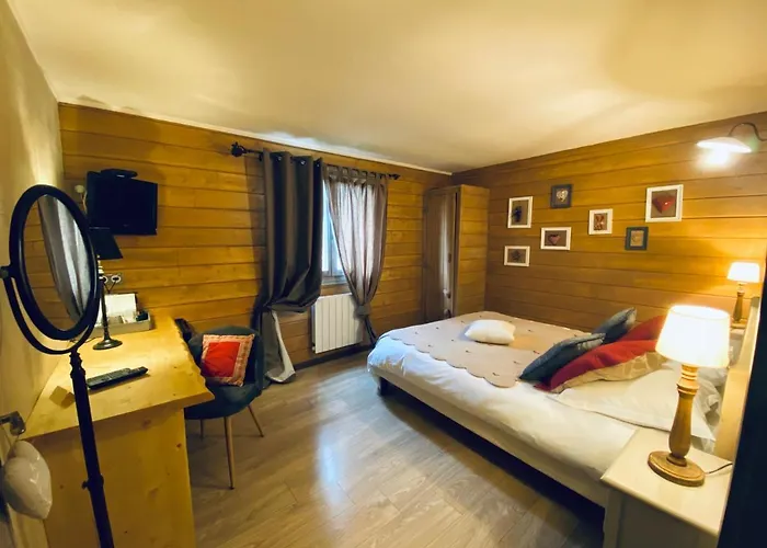 Hotel Le D'etienne *